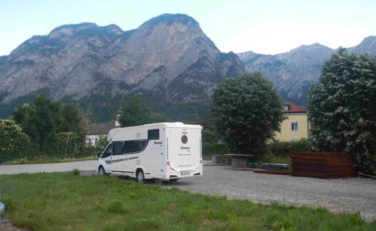 Cocoontje – Discover the freedom of traveling with a camper! 