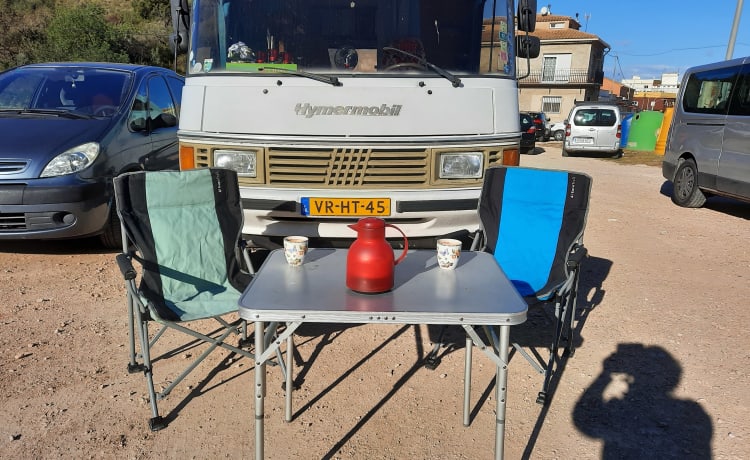 beau camping-car vintage Hymer super confortable