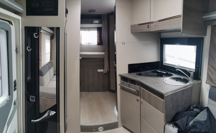 Spacious and nice driving Chausson!