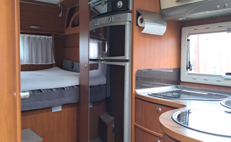 Heerlijke ruime camper voorzien van veel luxe/ comfort.