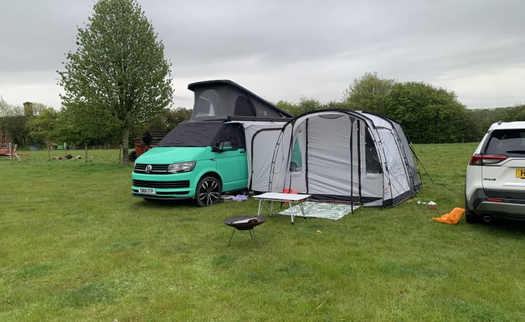 The Green Machine – 4 berth Volkswagen campervan from 2018