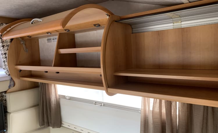 Bari – family camper 7p Rimor alcove from 2001