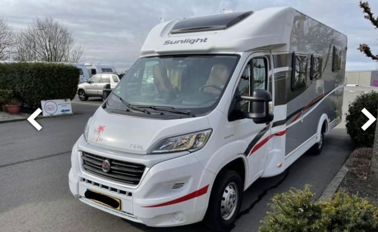 Wohnmobil Fiat Ducato Sunlight T69 für 4 Personen