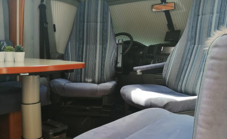 Ons gezellige huisje op wielen  – 3p Hymer semi-intégré de 2008