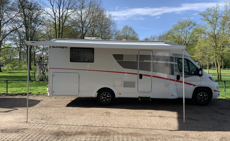 4 person Sunlight T69L from 2018