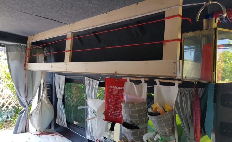 Eve's camper – 2 berth camper plus awning AND Tempur mattress!