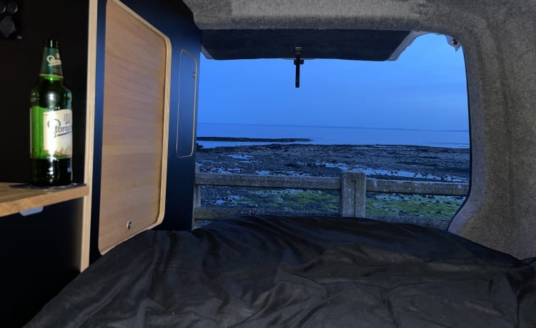 Hashtagcampers – Notre unique Volkswagen LWB Extra Height