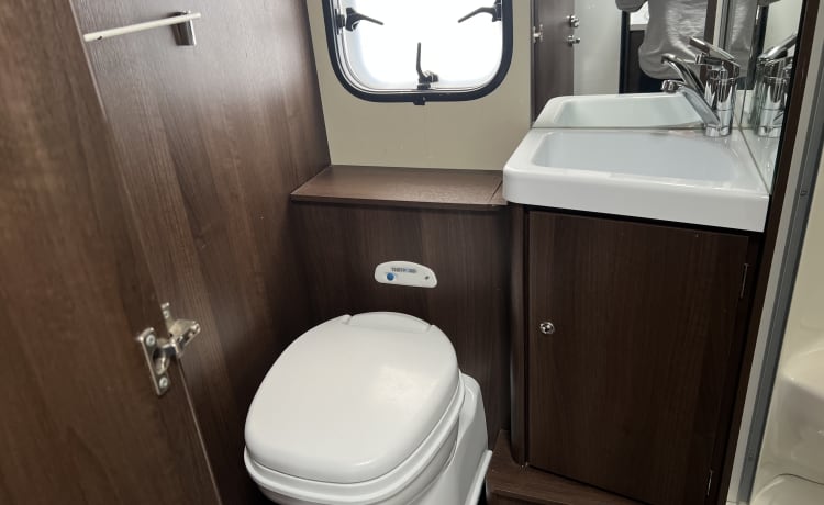 Betsy – 6 berth Ford Zefiro from 2015