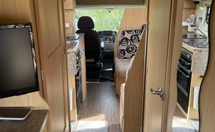 Greer – 6 berth Autoquest 180 Prestige, 2011