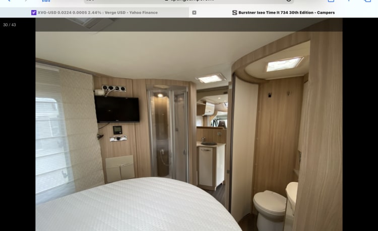 Super luxurious Bürstner with queen bed.