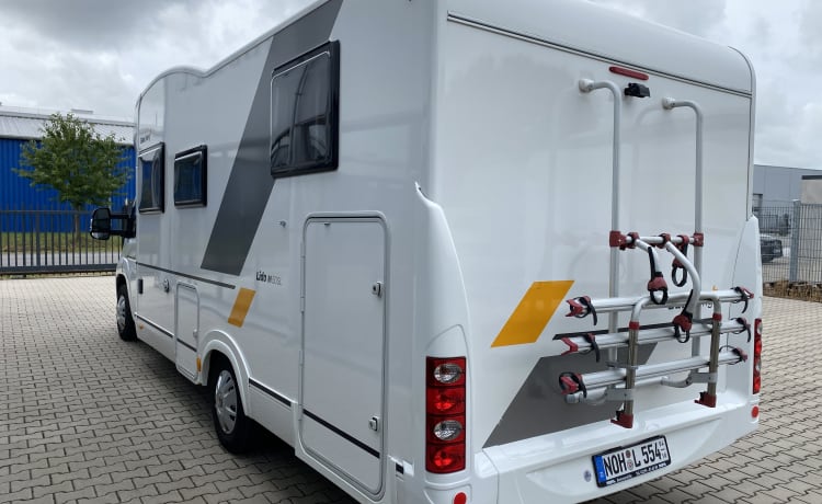 Corry – Camper 5 posti con letto el.lift e letti lunghi