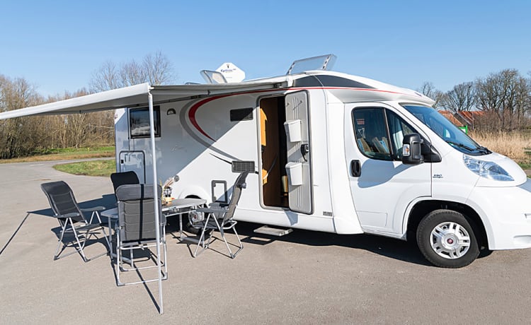 Burstner 2p – Camper Burstner, completamente attrezzato e con inventario completo!!