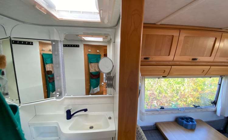 Camper2Go – 5er Hymer Integral von 1997, möglicherweise mit Fahrrädern