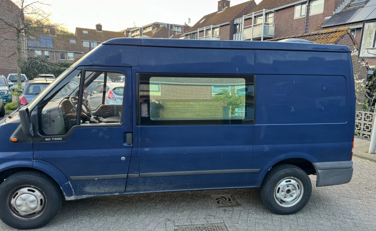 Rendang – Camper Ford Bus fuori rete - 2p. - per veri avventurieri