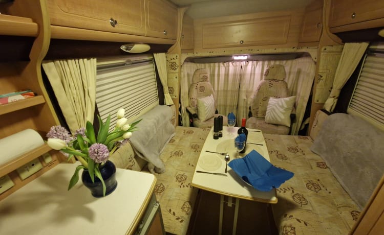 CARYS – 2 berth Peugeot semi-integrated from 2006