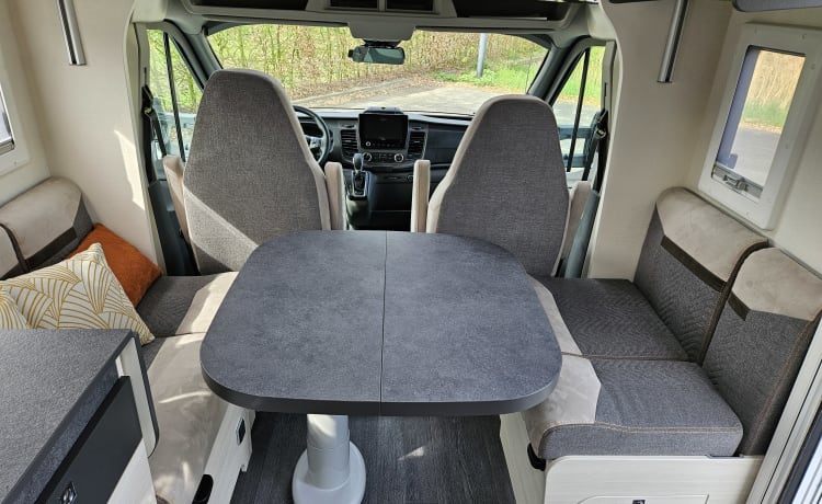 T-277-GP – Chausson 777GA Automatique Titanium Premium très luxueux, km gratuits !