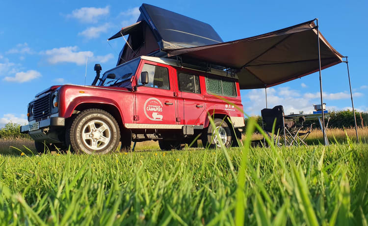 Cherry Belle – Land Rover-camper voor gezinsavontuur