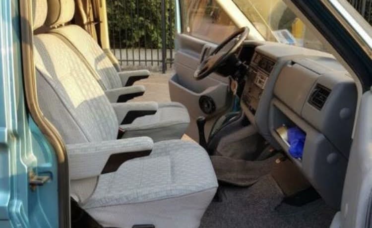 Blauwe bussie – Autobus blu con tendalino gonfiabile!