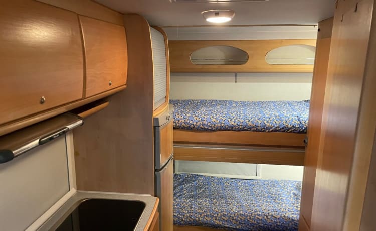 Monty – 6 berth Fiat alcove from 2006