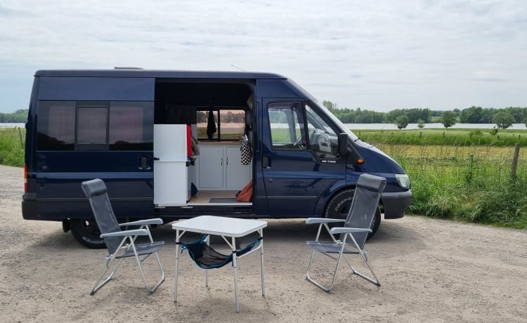 Wonderful economical 3-person Camper