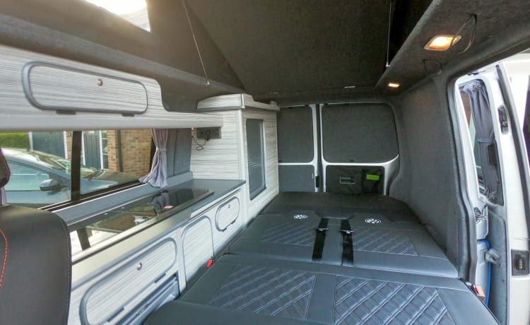 Camper Volkswagen a 4 posti letto del 2013