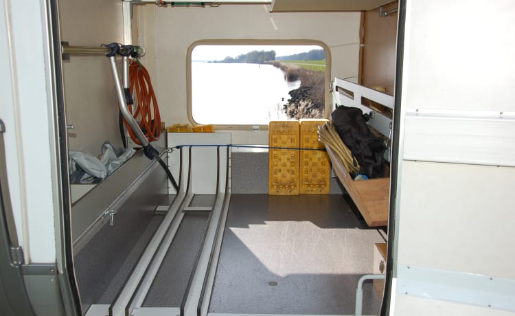 Macarena – Camper with many extras, integral