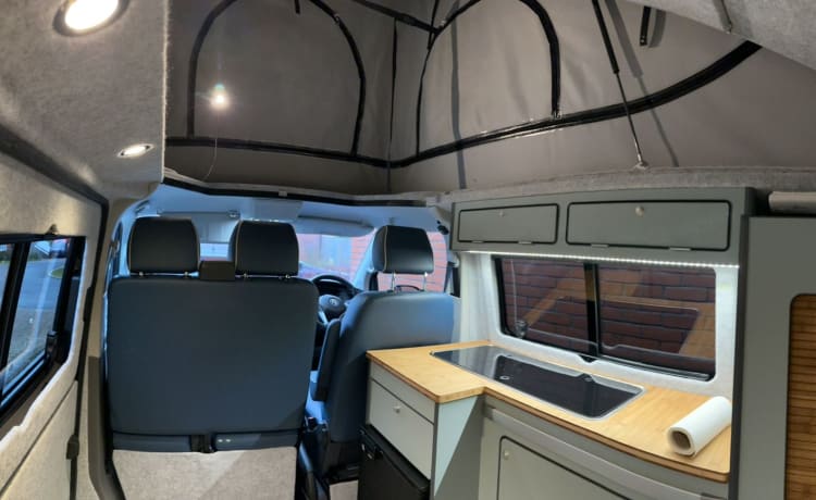 VW T6.1 Transporter mit Standheizung (ideal für den Winterurlaub!)