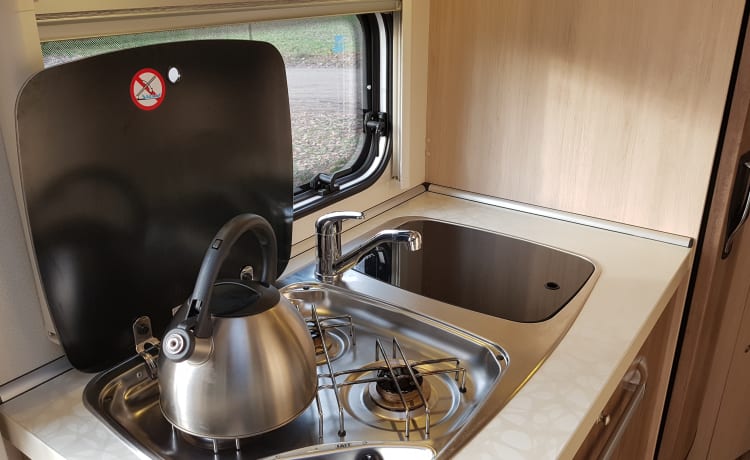 3p complete semi-integrated camper