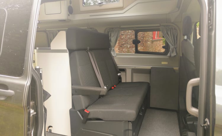 Kompaktcamper Westfalia Ford Nugget PLUS Automatik MIT WC