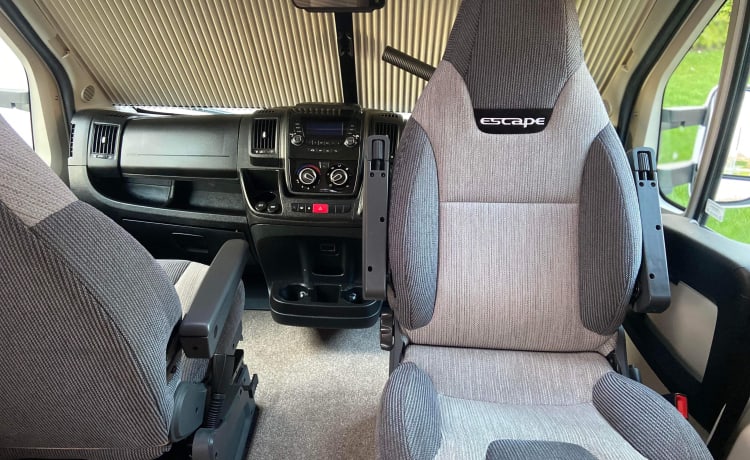 Camping-car de luxe 4 couchages