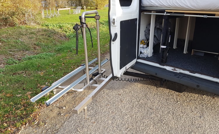 compact camper van, peugeot