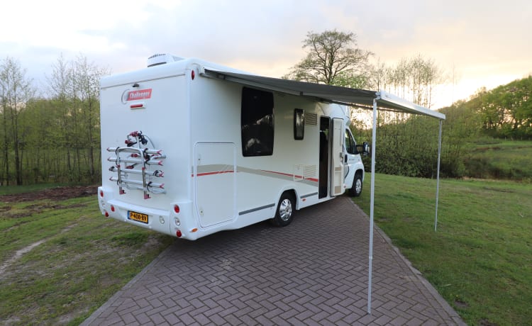 4p Challenger Camper Hefbed - Airco - Cruisecontrol - Douche - Luifel