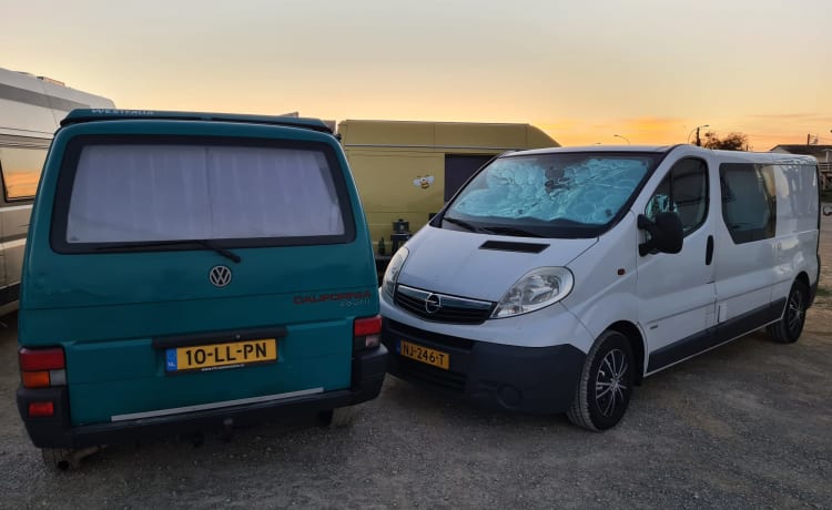 Opel vivaro – Opel Vivaro Camperbus