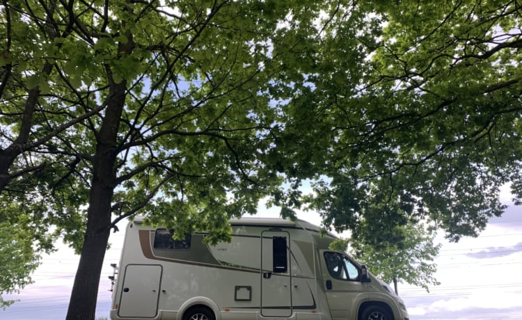 4p Bürstner semi-integrated from 2021