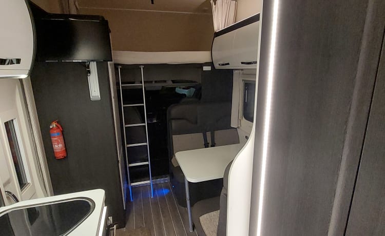 6 berth family motorhome 