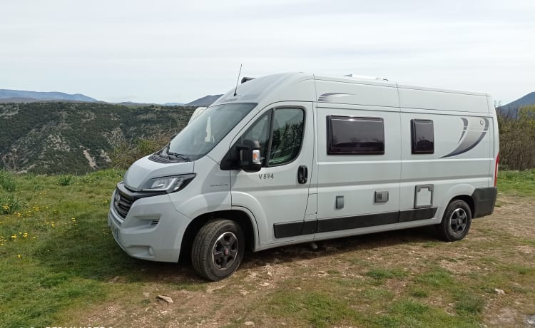 Ducato Slipper v594 - 3 slaapplaatsen