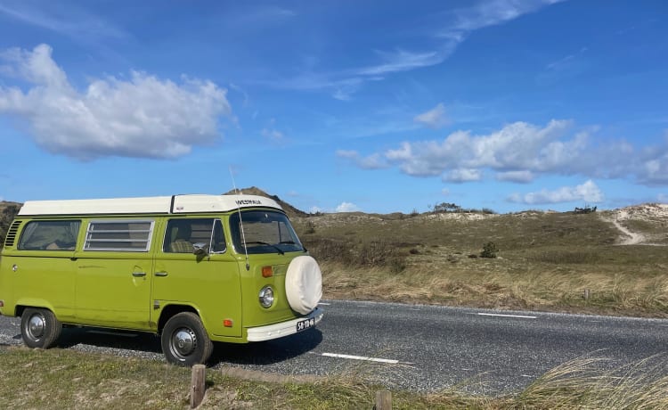 Joyo – Direct het gevoel van vrijheid en vakantie! 4p Volkswagen T2 uit 1976 