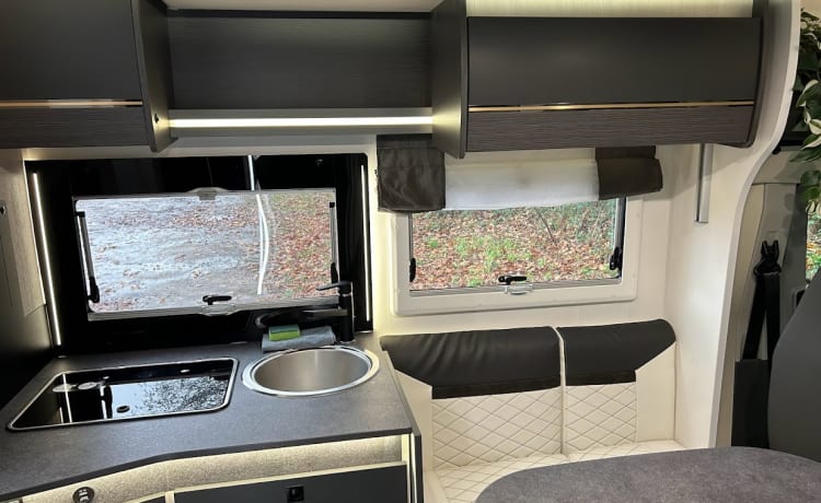 Chausson Nordic Edition 777 - 4 pers. AUTOMAAT 2022