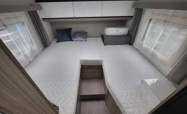 Compact DL – Zeer mooie en compacte camper (212 breed) nieuw van febr. 2024