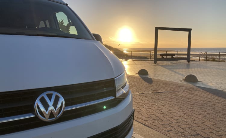 Candy White Supertramp – VW Costa della California 4 pers. Distributore automatico.