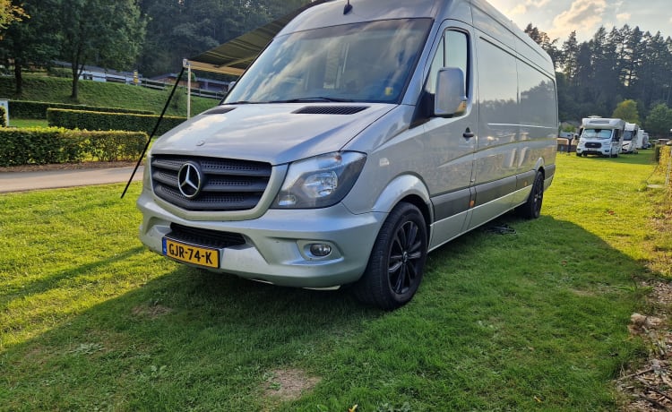 Luxe 2p MB Sprinter buscamper met Airco