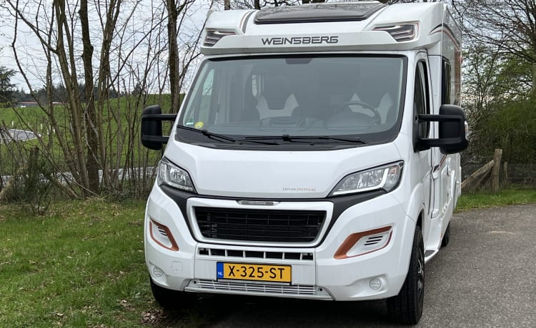 Fijne compacte camper (2020) voor 2 personen