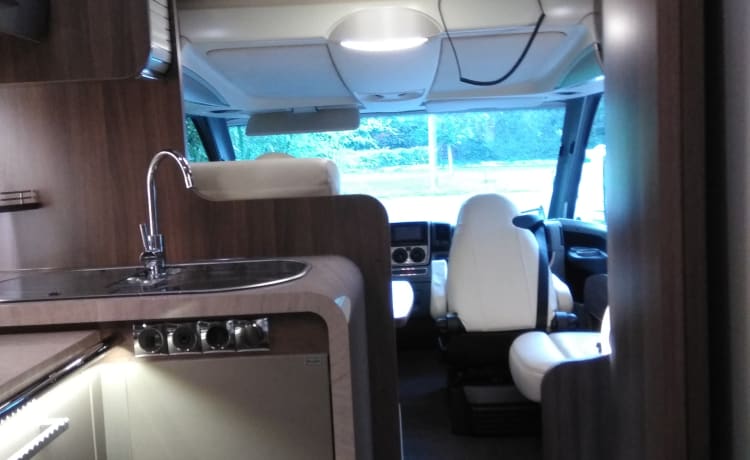 luxueuze mobilhome integraal Bûrstner