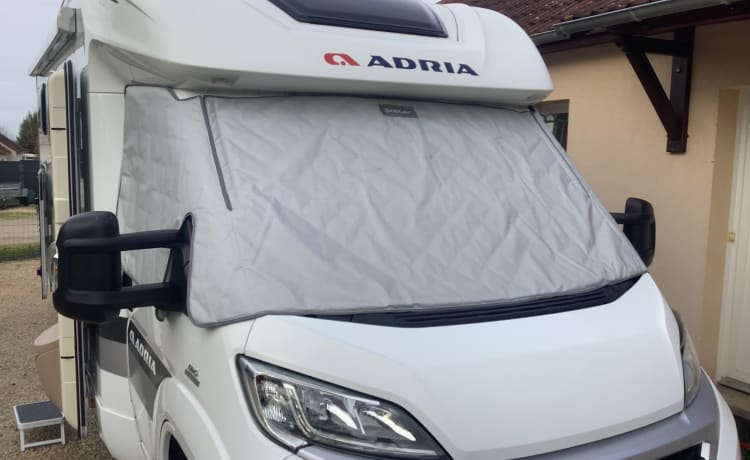 Le Pépère  – ADRIA MATRIX 670