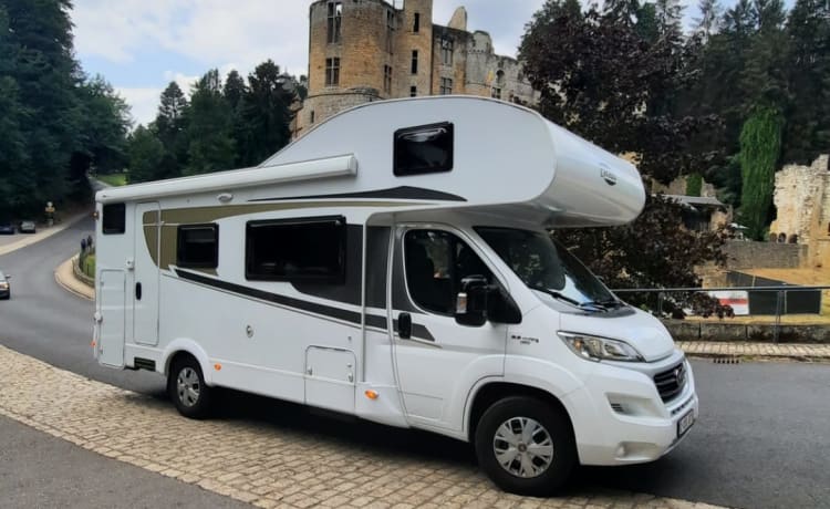 Rupelcamper – Alcôve Carado 6p de 2019