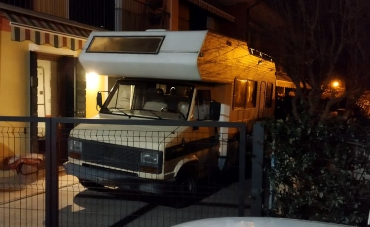 Peppe95p  – FIAT DUCATO D'EPOCA MANSARDATO 5POSTI v/L