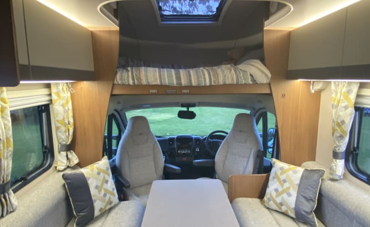 6 berth Fiat alcove from 2019