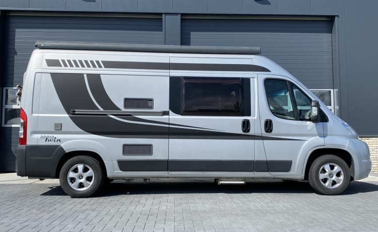 Adria twin – Stoere moderne buscamper