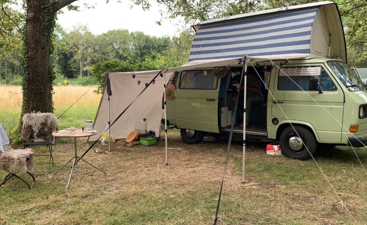 Volkswagen T3 uit 1980 voor 2 personen