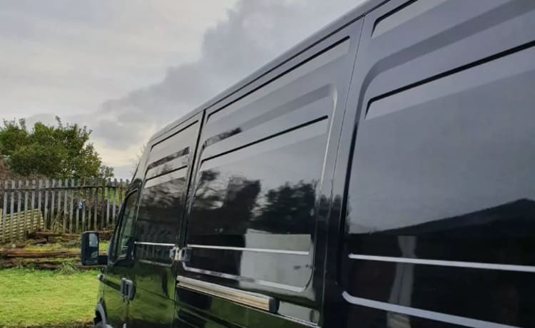 JIMMY – 2 berth Iveco Daily LWB camper conversion